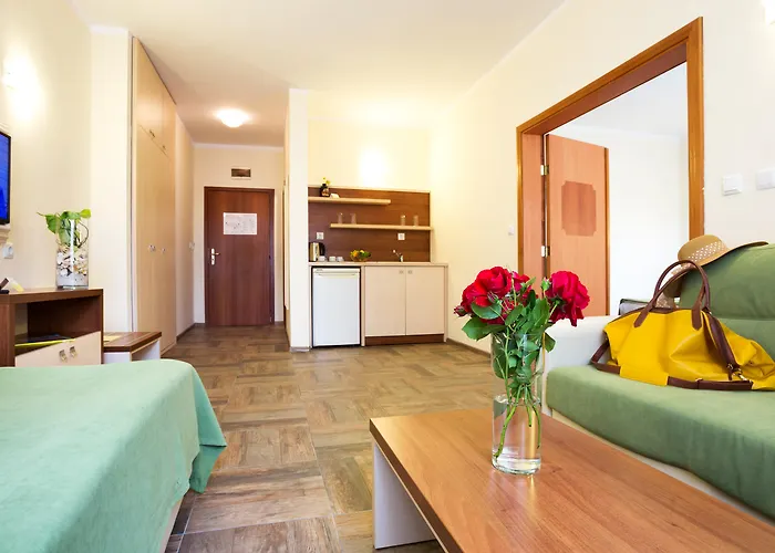 Ljuljak Hotel