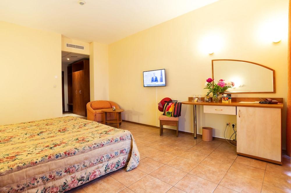 Hotel Ljuljak 3*