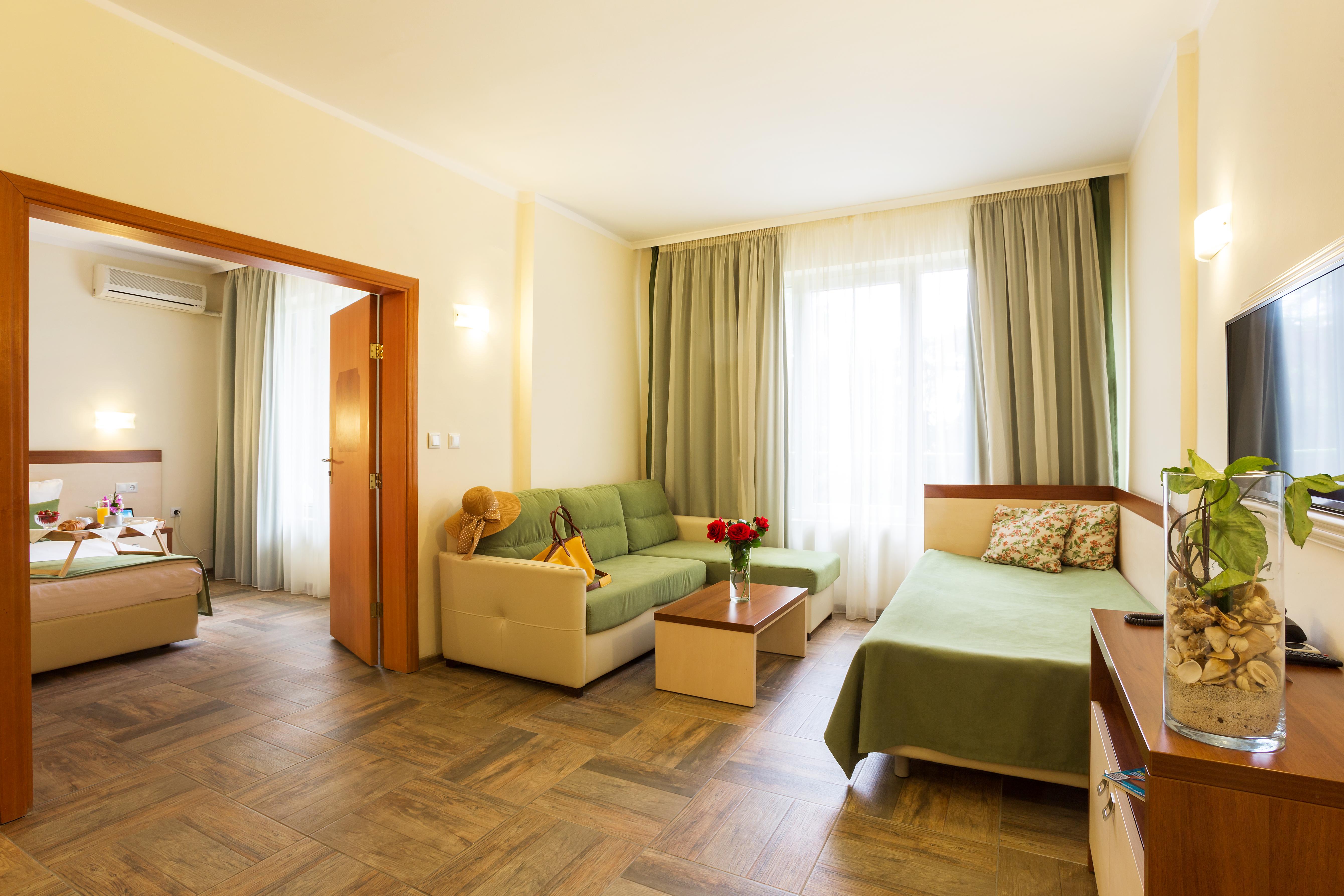 Ljuljak Hotel 3*