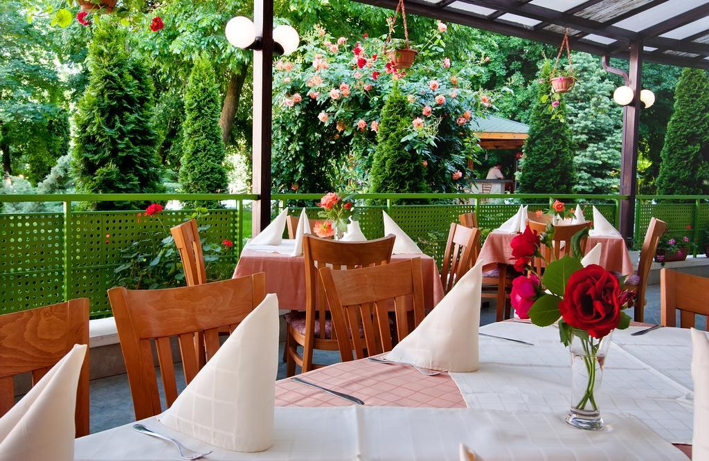 Ljuljak Hotel