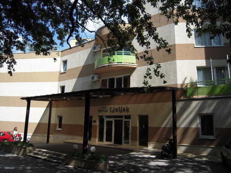 Ljuljak Hotel 3*